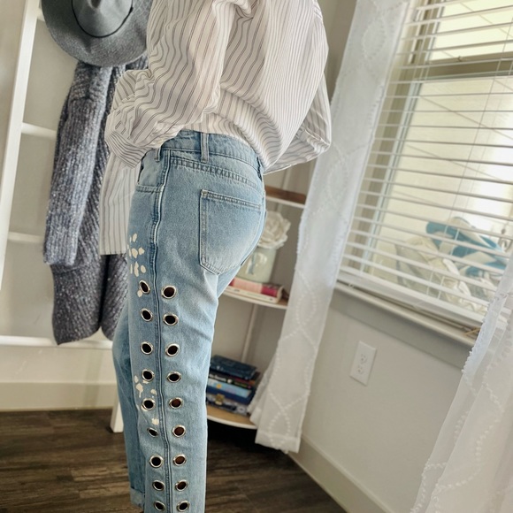 Blue Boyfriend Distressed Jeans With Silver Hardware Size 8 - Picture 6 of 9